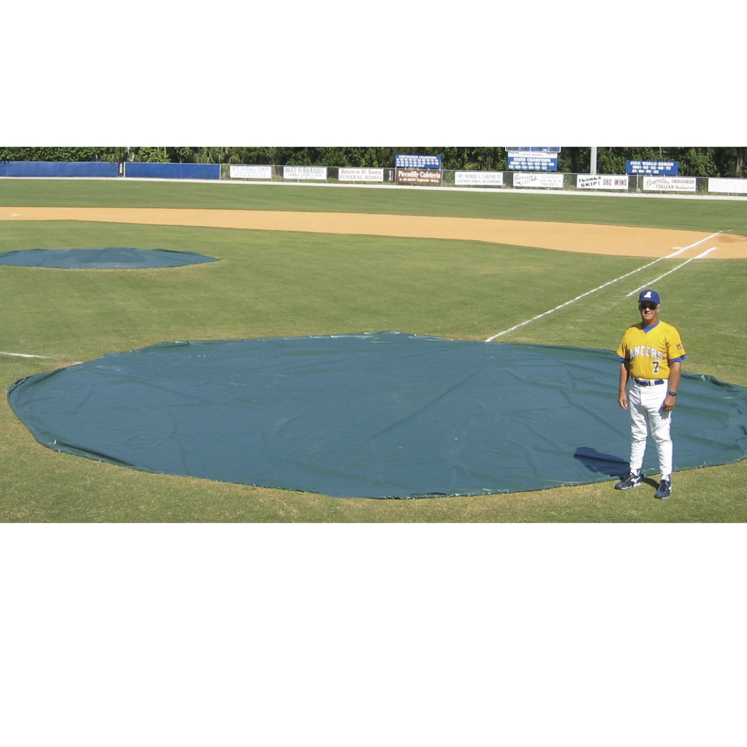 baseball rain delay tarp bags Heavy Duty Sand Bag With a RainGuard Premier 1000 Super Heavy Duty Baseball Field Tarps Wind Weighted Field Tarps -