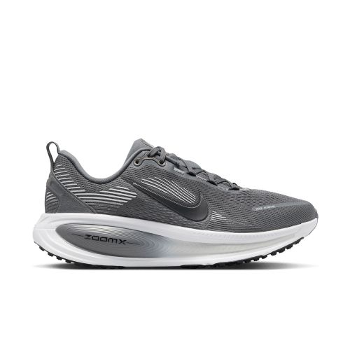 Nike Women's Vomero 18 Shoes