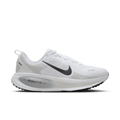 Nike Women's Vomero 18 Shoes